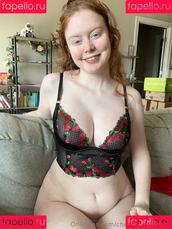 Cherrylovebombb / cherrylovebombx Onlyfans Photo Gallery 
