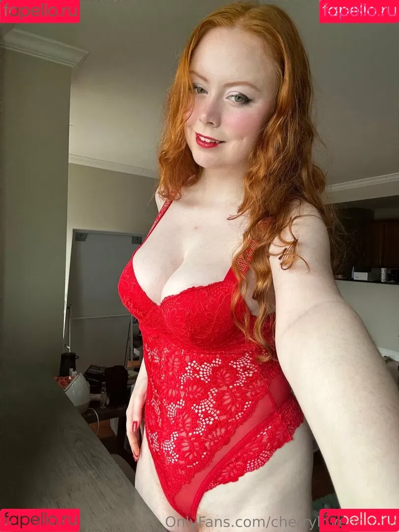Cherrylovebombb / cherrylovebombx Onlyfans Photo Gallery 