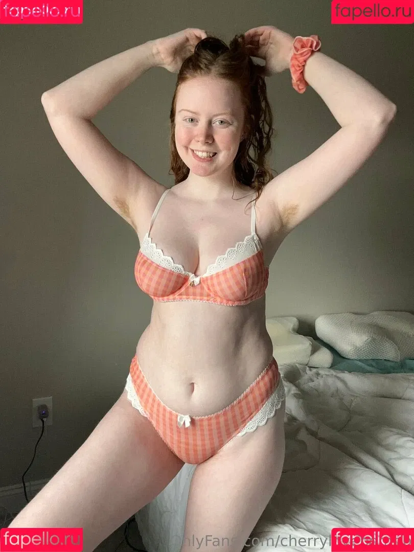 Cherrylovebombb / cherrylovebombx Onlyfans Photo Gallery 