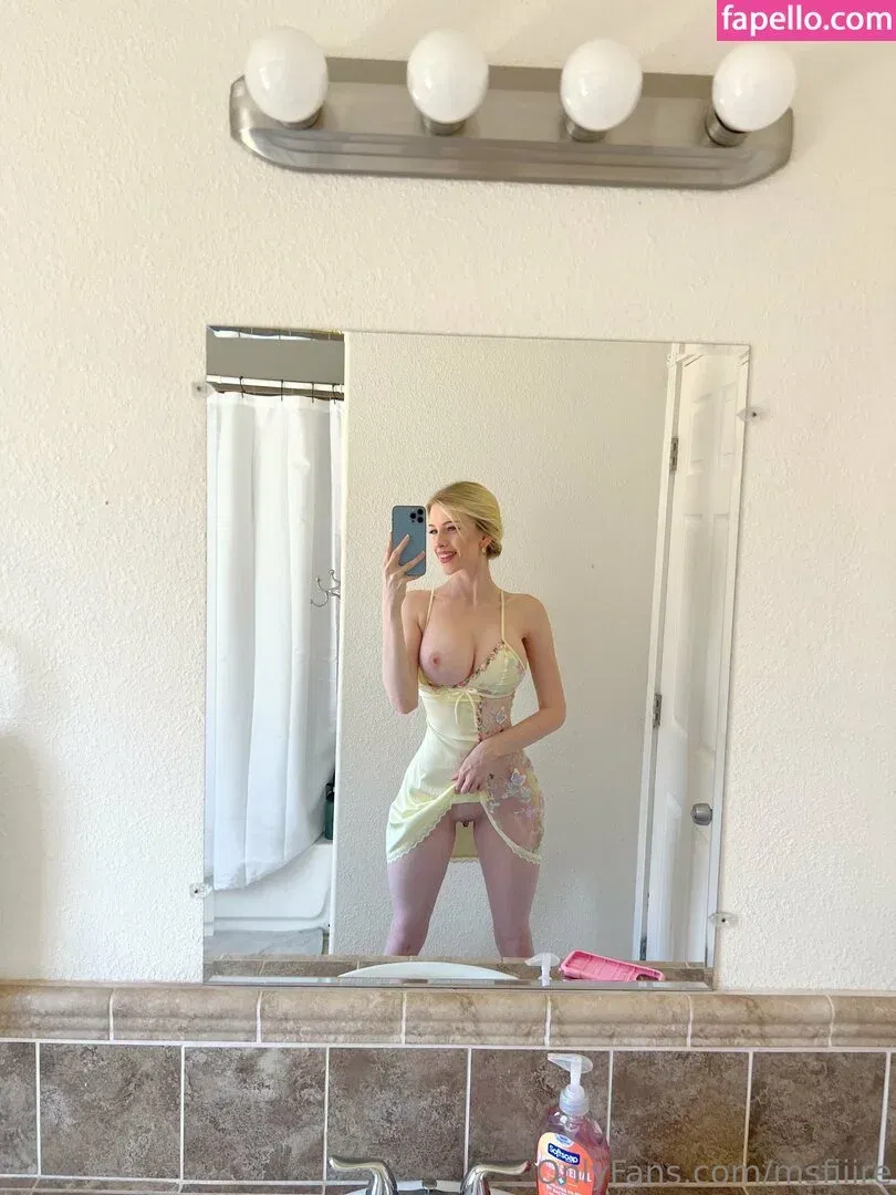 Lilly Bloomes / LillyBloomes Onlyfans Photo Gallery 