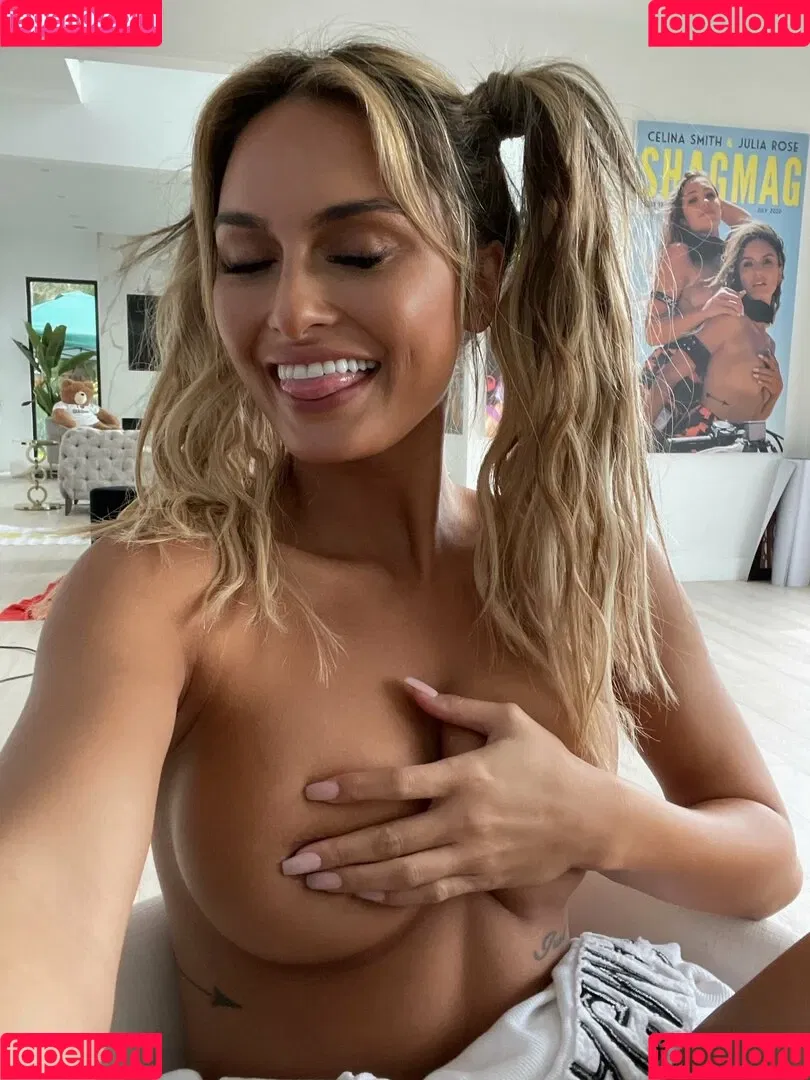 ITS_JULIAROSE / Julia Rose / Shagmag / juliaroseforpresident Onlyfans Photo Gallery 
