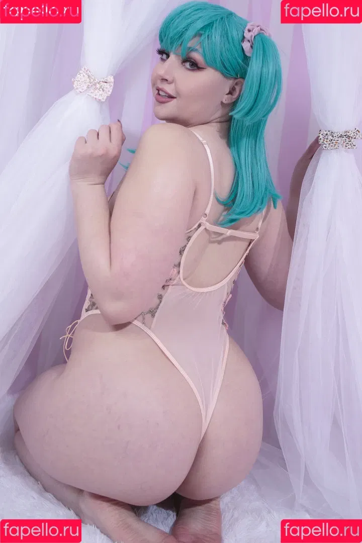 Feisty Vee / feisty_vee Onlyfans Photo Gallery 
