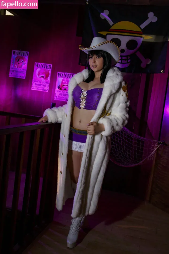 Feisty Vee / feisty_vee Onlyfans Photo Gallery 