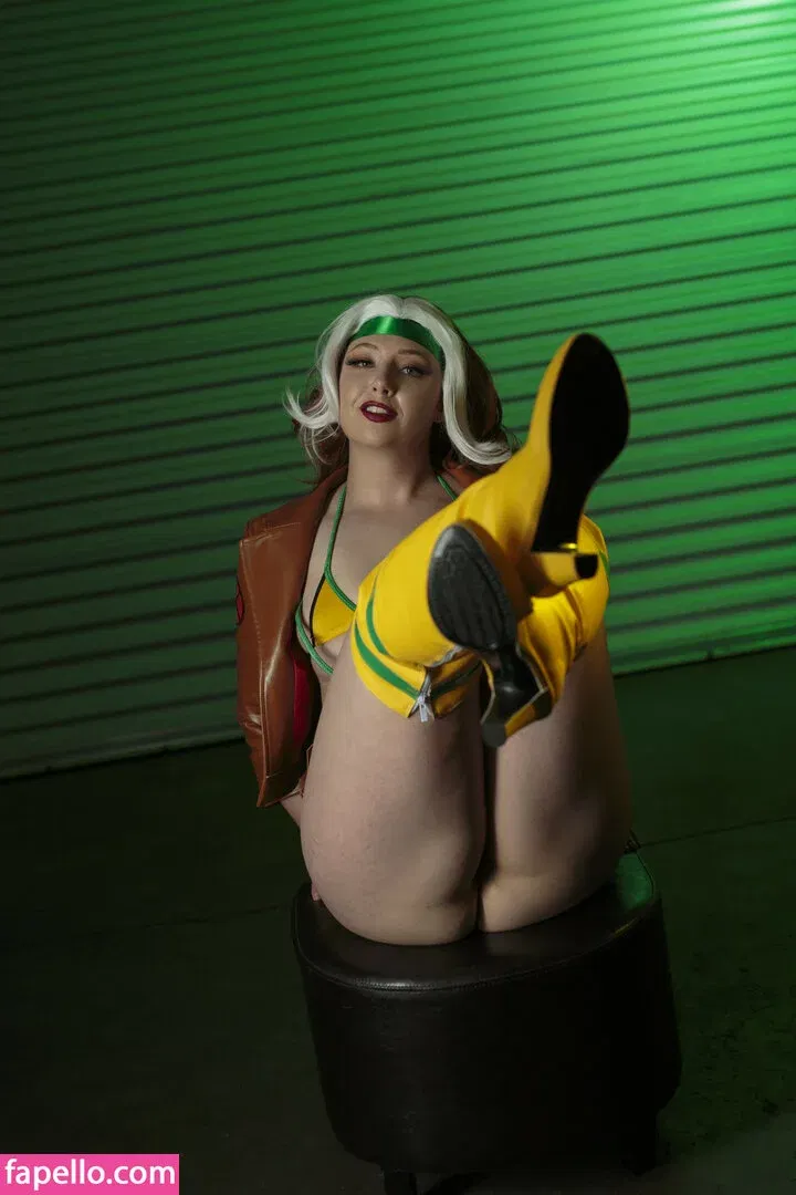 Feisty Vee / feisty_vee Onlyfans Photo Gallery 