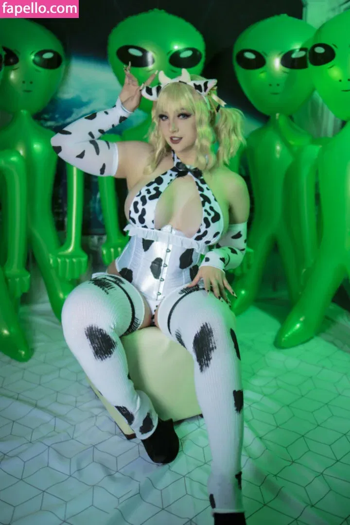 Feisty Vee / feisty_vee Onlyfans Photo Gallery 