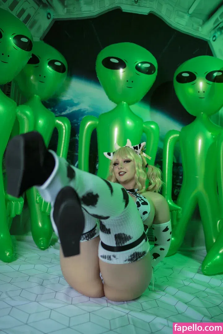 Feisty Vee / feisty_vee Onlyfans Photo Gallery 