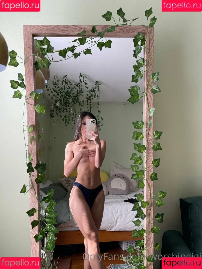 girlyygigi / worshipgigi Onlyfans Photo Gallery 