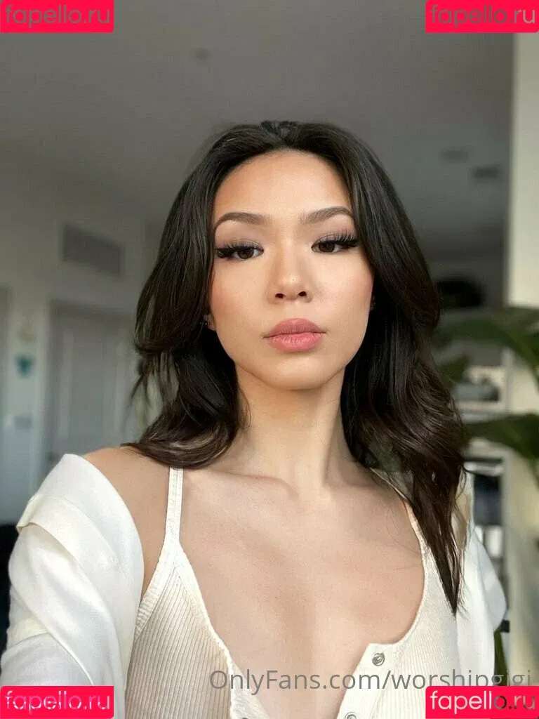 girlyygigi / worshipgigi Onlyfans Photo Gallery 