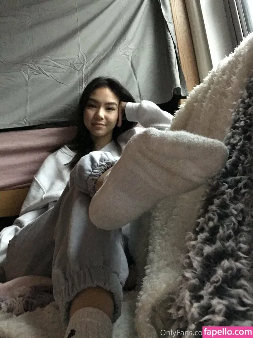 girlyygigi / worshipgigi Onlyfans Photo Gallery 