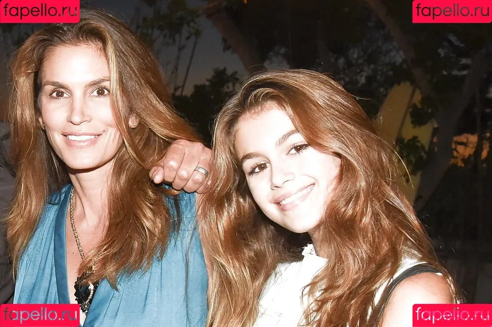 Cindy Crawford / cindycrawford Onlyfans Photo Gallery 