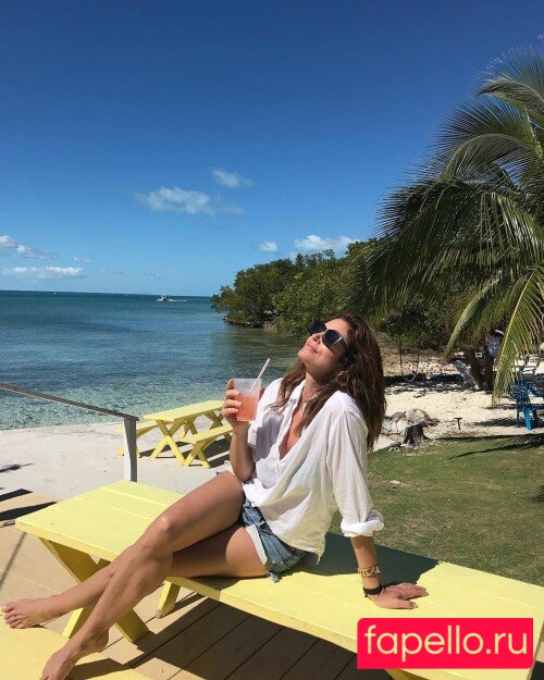 Cindy Crawford Nude Onlyfans Photo 45