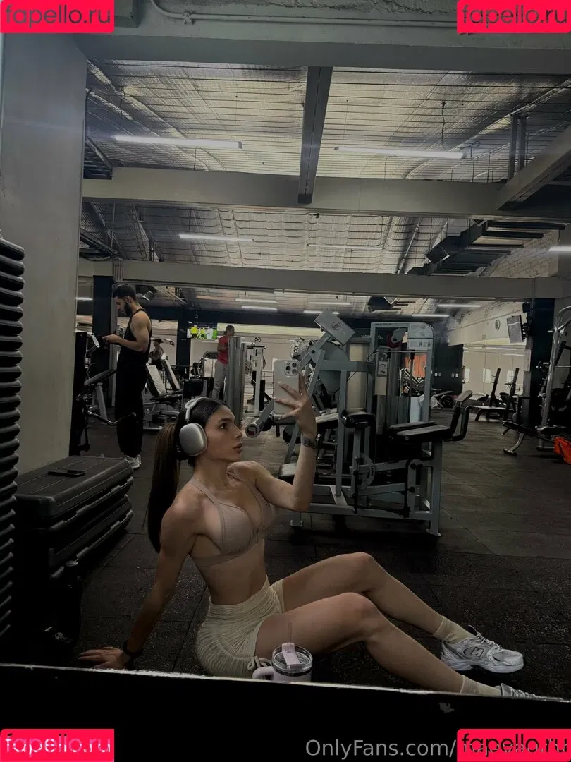 maevagthr Onlyfans Photo Gallery 
