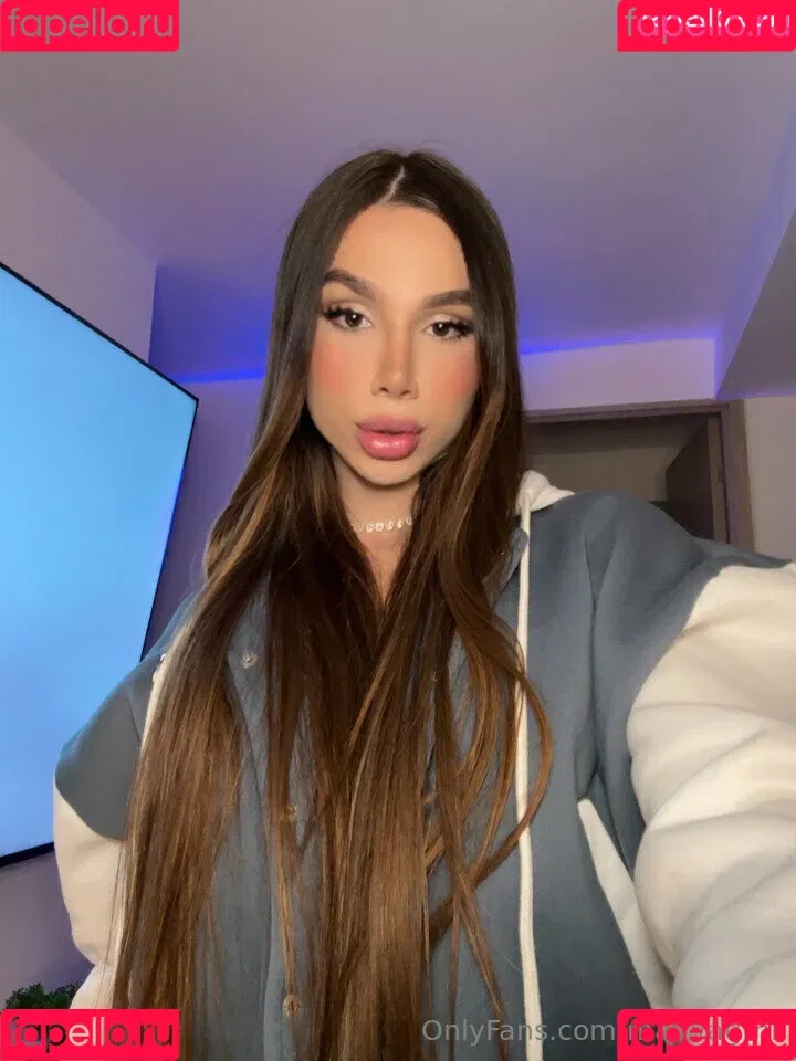 maevagthr Onlyfans Photo Gallery 