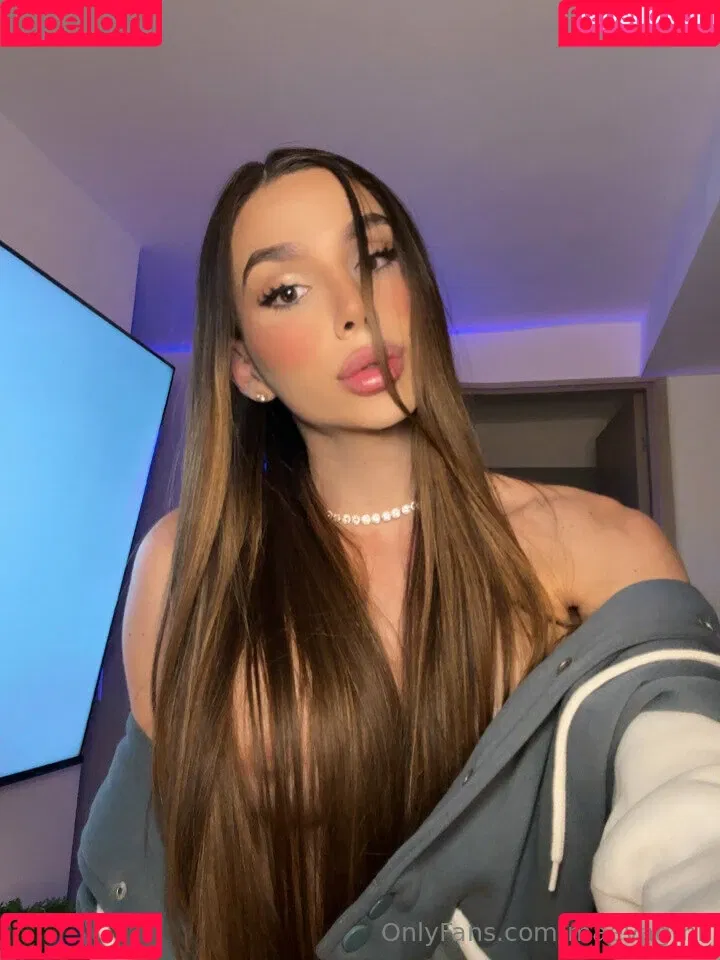 maevagthr Onlyfans Photo Gallery 