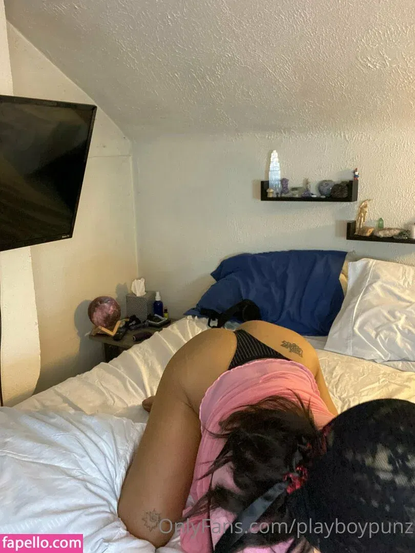 dimepeice88 / tinymaidpunzy Onlyfans Photo Gallery 