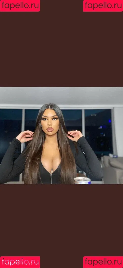 The Greek Freak / ayyyejae Onlyfans Photo Gallery 