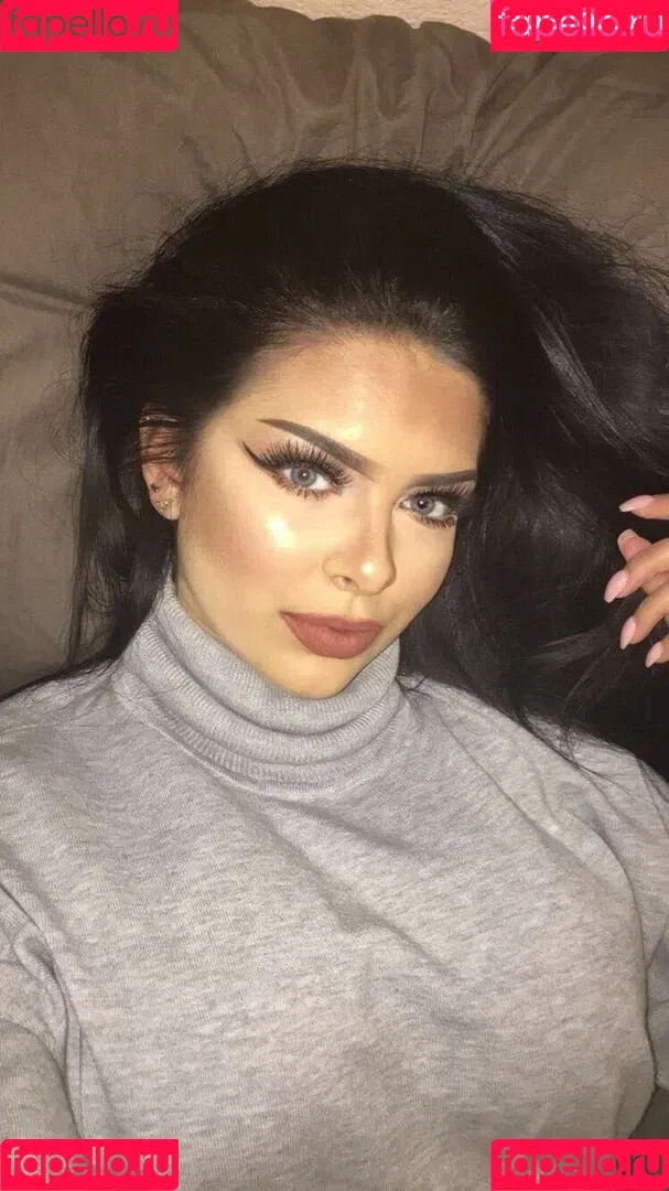 The Greek Freak / ayyyejae Onlyfans Photo Gallery 