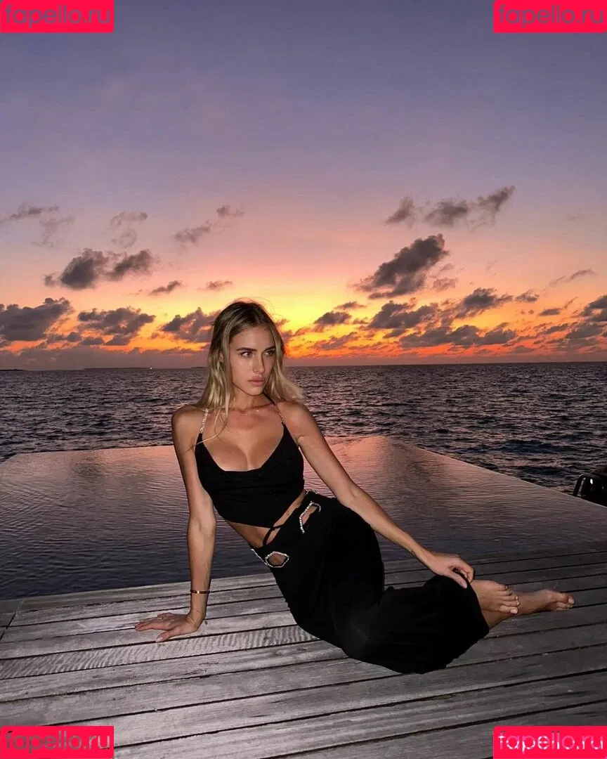 Alena Gerber / alenagerberofficial Onlyfans Photo Gallery 