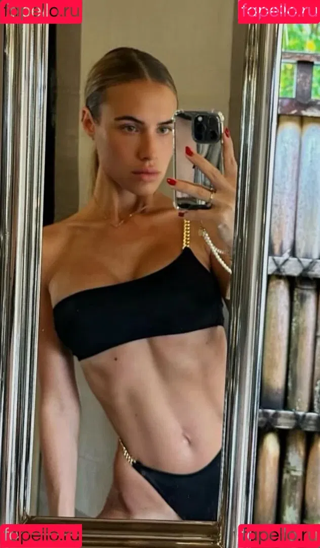 Alena Gerber / alenagerberofficial Onlyfans Photo Gallery 