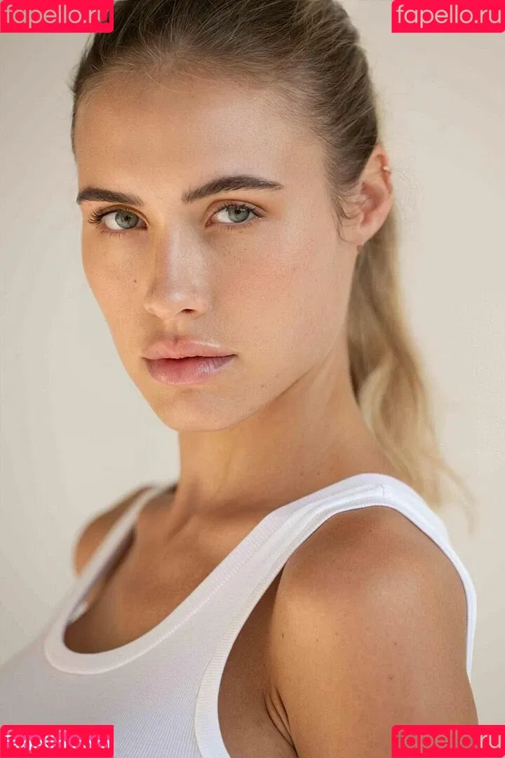 Alena Gerber / alenagerberofficial Onlyfans Photo Gallery 