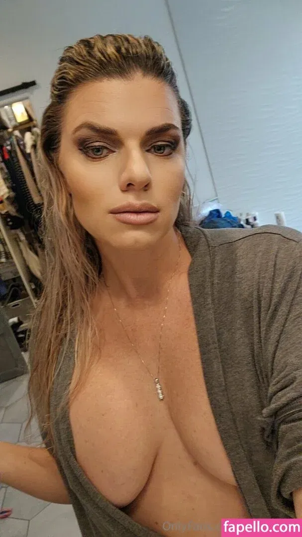 Madamn / Madamn1 / Poke Mommy Onlyfans Photo Gallery 