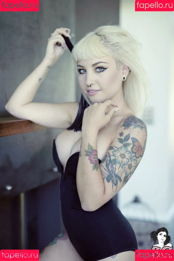 arachnie / arachnieava Onlyfans Photo Gallery 