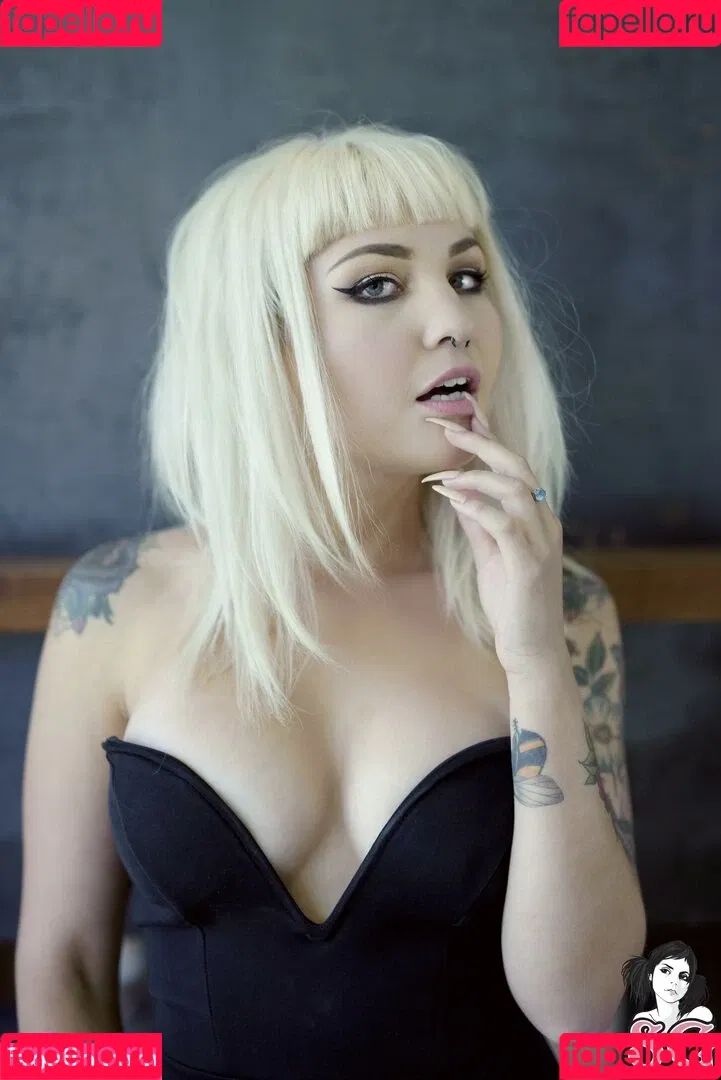 arachnie / arachnieava Onlyfans Photo Gallery 
