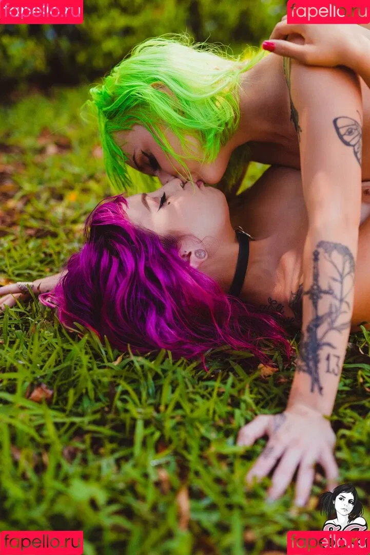 arachnie / arachnieava Onlyfans Photo Gallery 