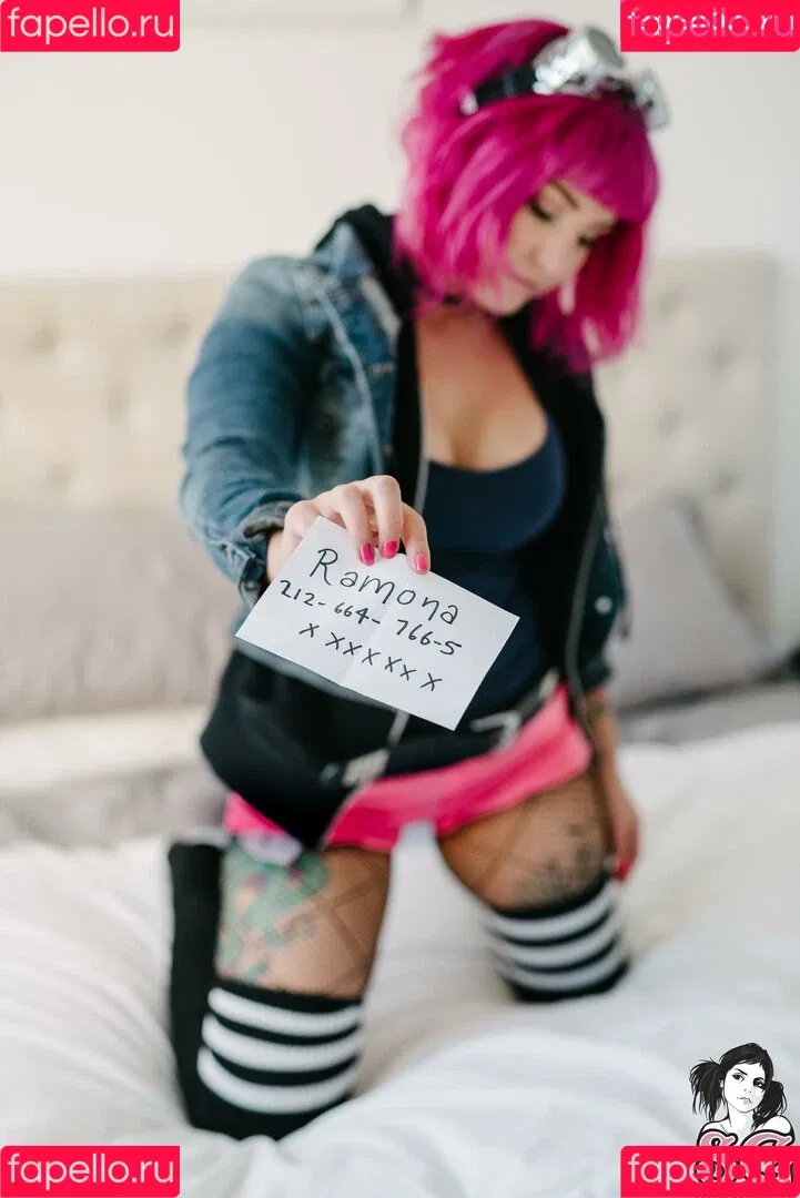 arachnie / arachnieava Onlyfans Photo Gallery 