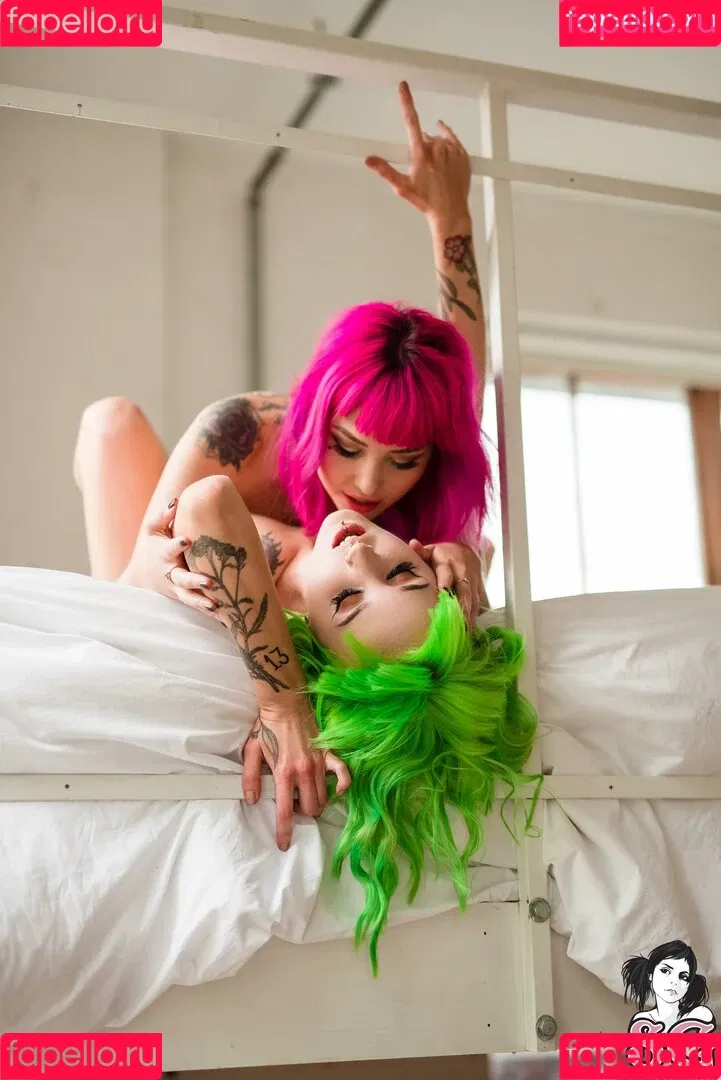 arachnie / arachnieava Onlyfans Photo Gallery 