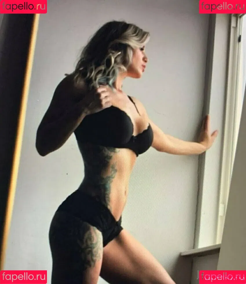 galactic_mermaid13 / jenaerex Onlyfans Photo Gallery 