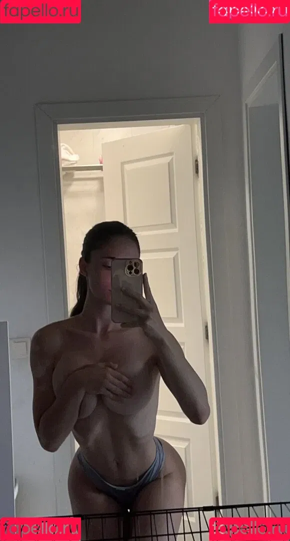 Naya Dickson / https: / nayadickson_ / nayadicksonn Onlyfans Photo Gallery 