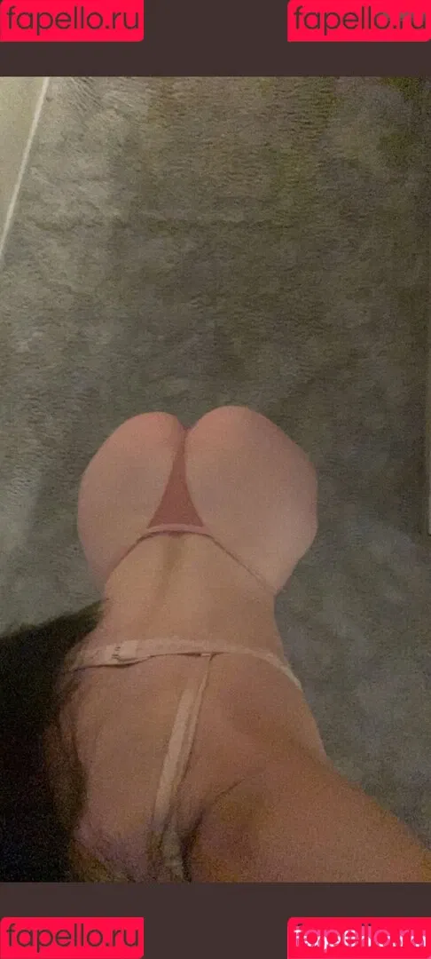 Naya Dickson / https: / nayadickson_ / nayadicksonn Onlyfans Photo Gallery 