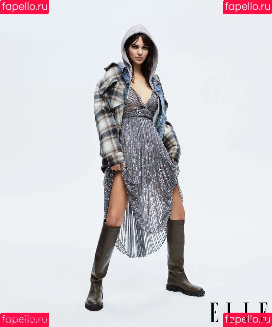 Kendall Jenner / KendallJenner Onlyfans Photo Gallery 