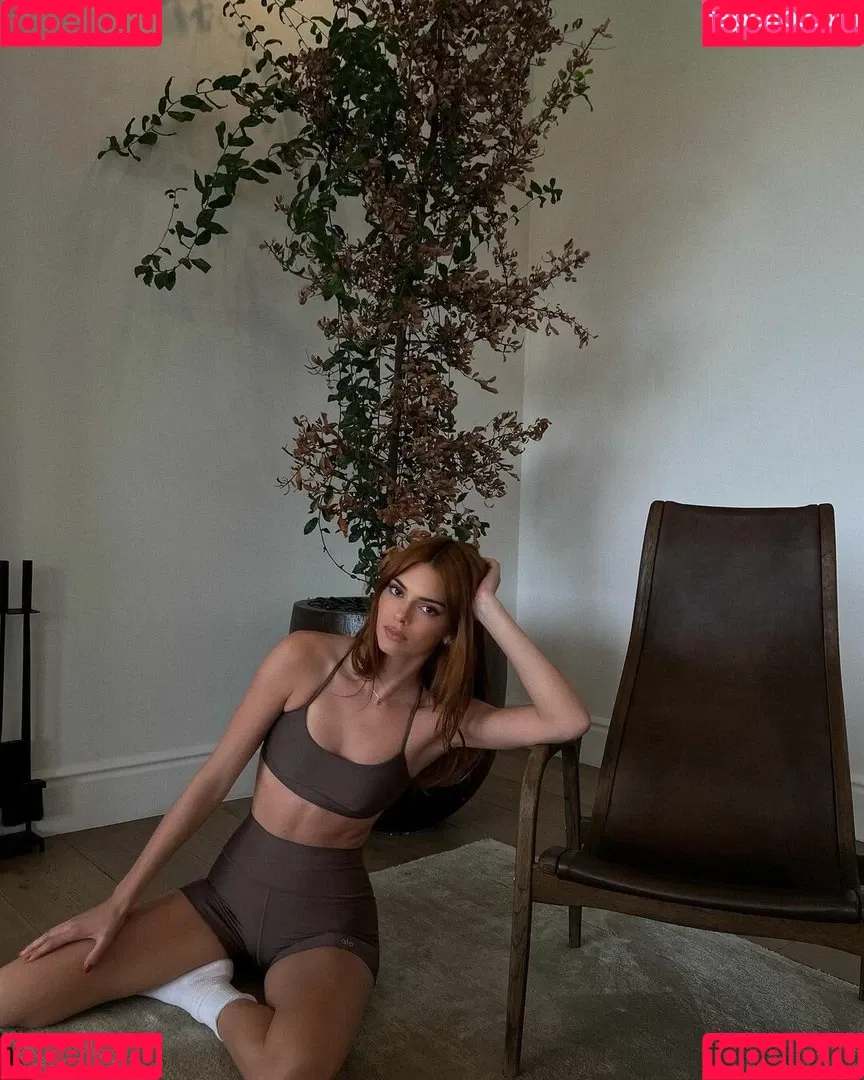 Kendall Jenner / KendallJenner Onlyfans Photo Gallery 