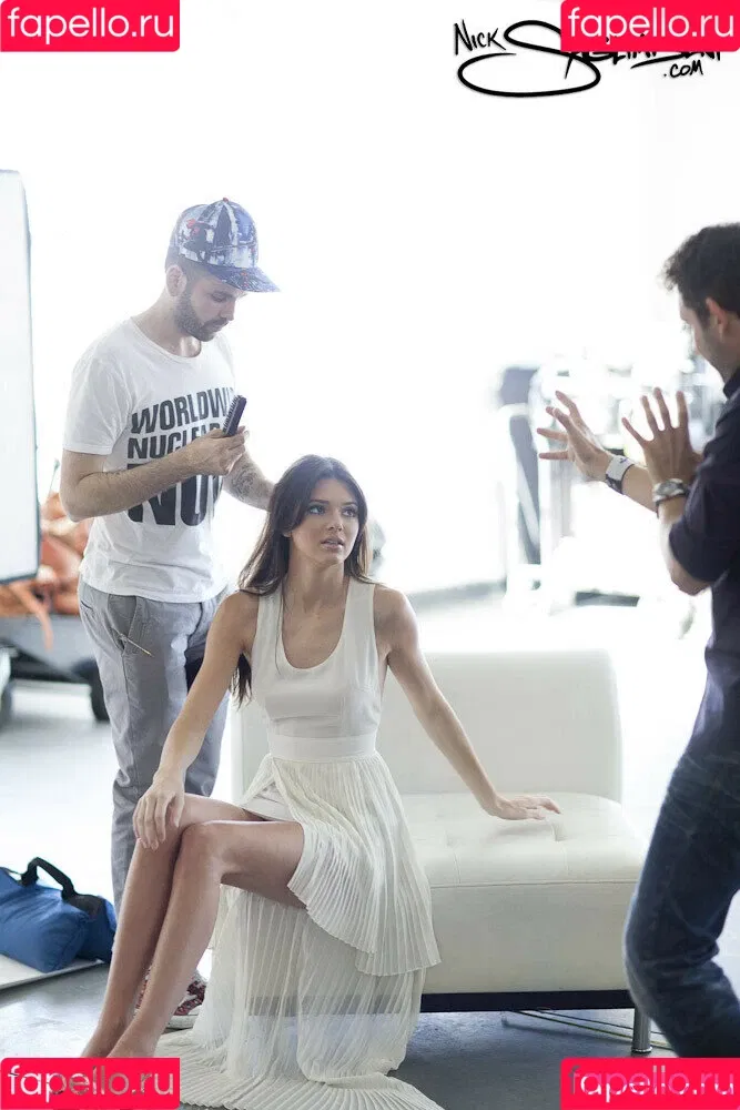Kendall Jenner / KendallJenner Onlyfans Photo Gallery 