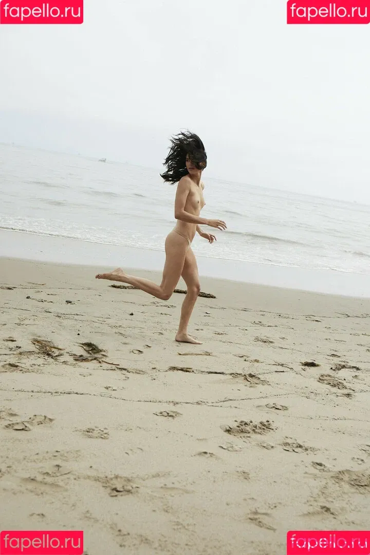 Kendall Jenner / KendallJenner Onlyfans Photo Gallery 