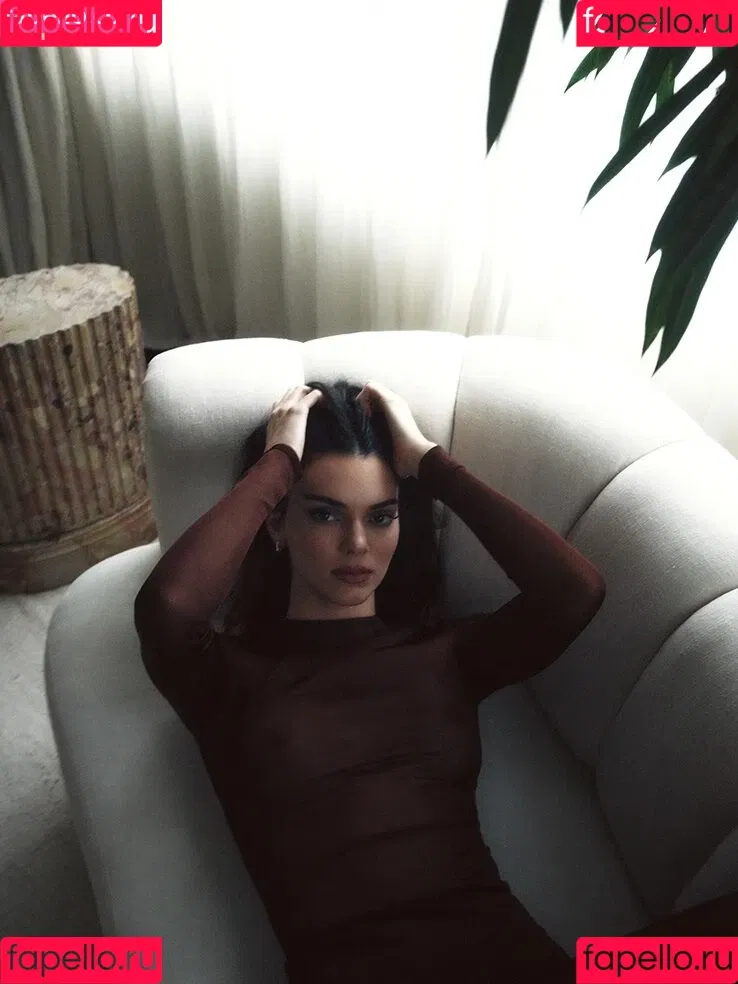 Kendall Jenner / KendallJenner Onlyfans Photo Gallery 