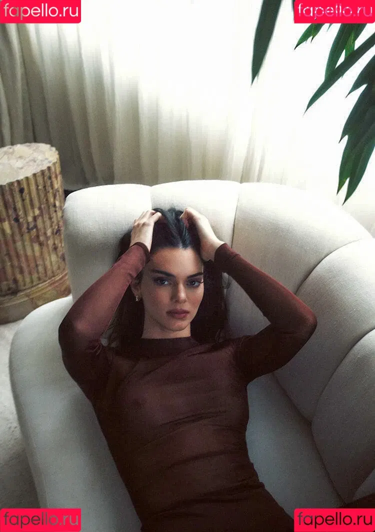 Kendall Jenner / KendallJenner Onlyfans Photo Gallery 