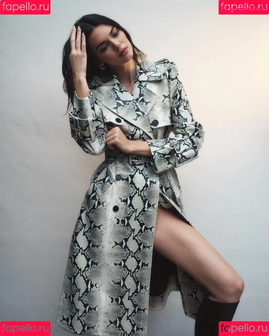 Kendall Jenner / KendallJenner Onlyfans Photo Gallery 