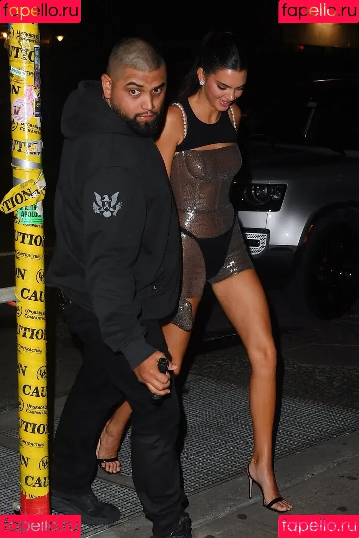 Kendall Jenner / KendallJenner Onlyfans Photo Gallery 
