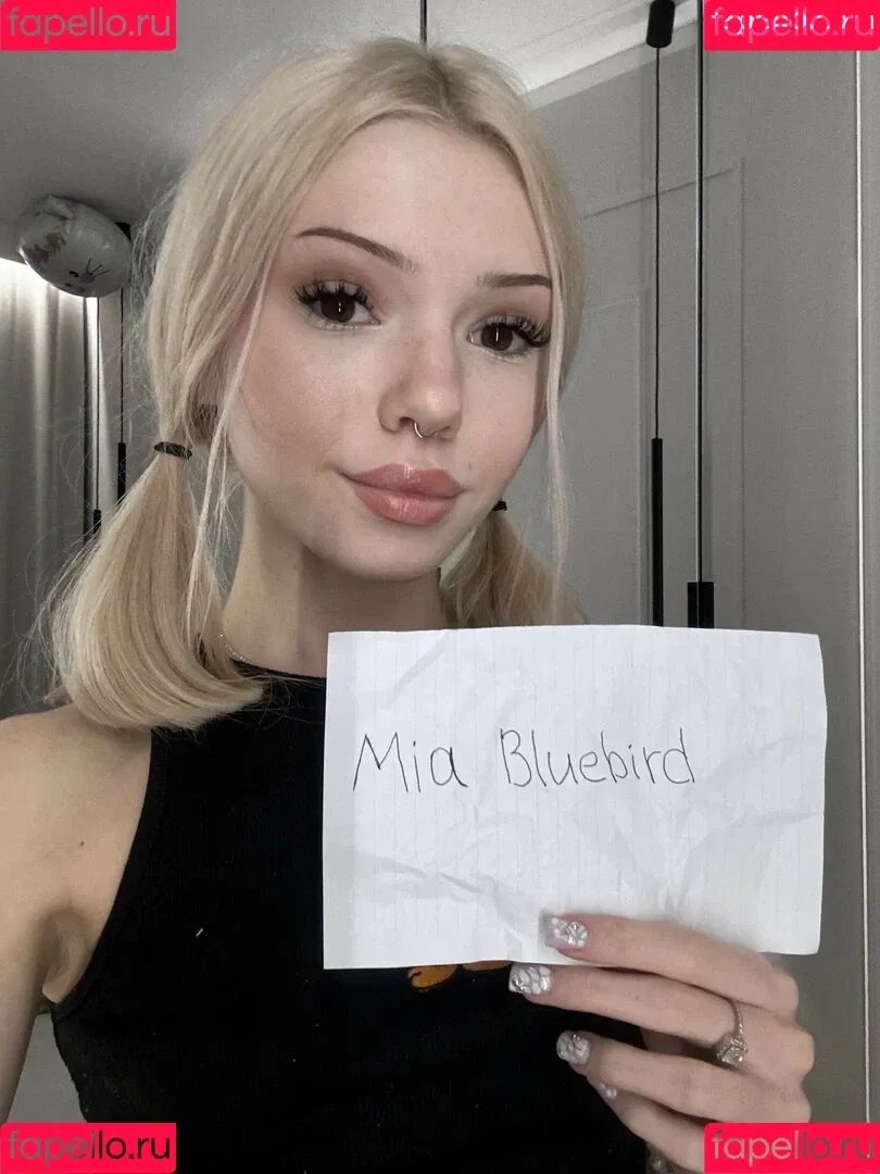 Mia_bluebird / _iam_bluebird_ / clarathestudent Onlyfans Photo Gallery 