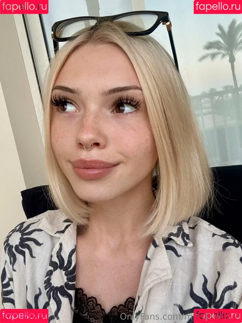 Mia_bluebird / _iam_bluebird_ / clarathestudent Onlyfans Photo Gallery 