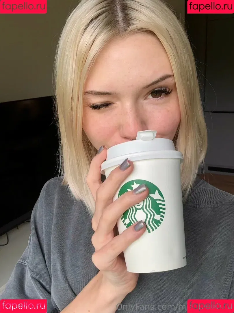 Mia_bluebird / _iam_bluebird_ / clarathestudent Onlyfans Photo Gallery 