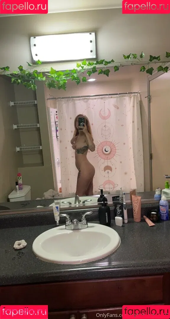 yabaibabyy Onlyfans Photo Gallery 