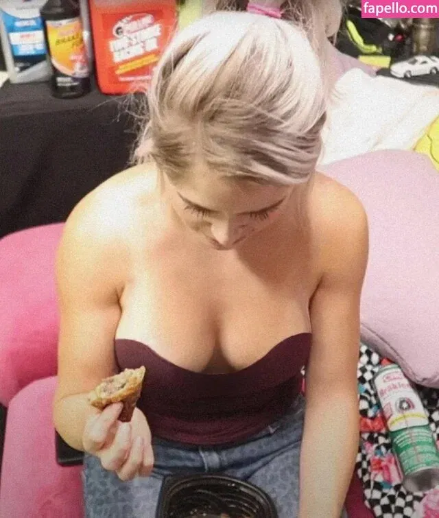 Collete Davis / colletedavis / khloe_davis Onlyfans Photo Gallery 