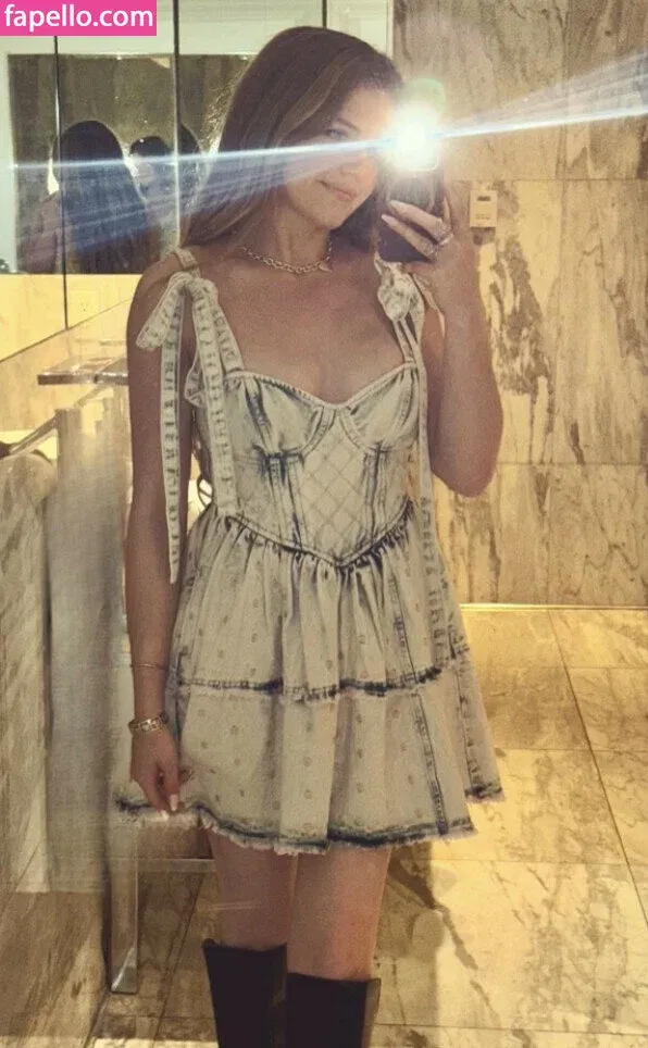 Collete Davis / colletedavis / khloe_davis Onlyfans Photo Gallery 