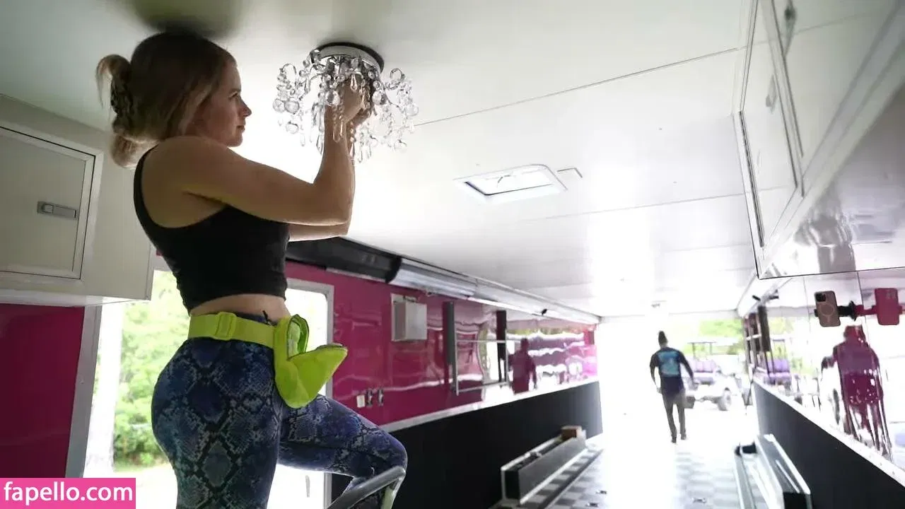 Collete Davis / colletedavis / khloe_davis Onlyfans Photo Gallery 