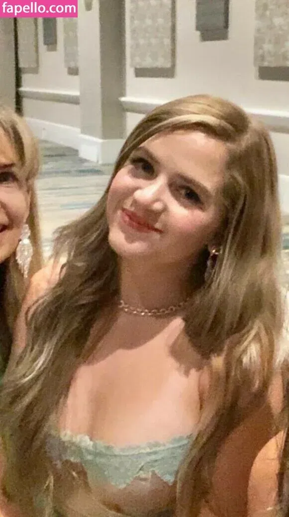 Collete Davis / colletedavis / khloe_davis Onlyfans Photo Gallery 