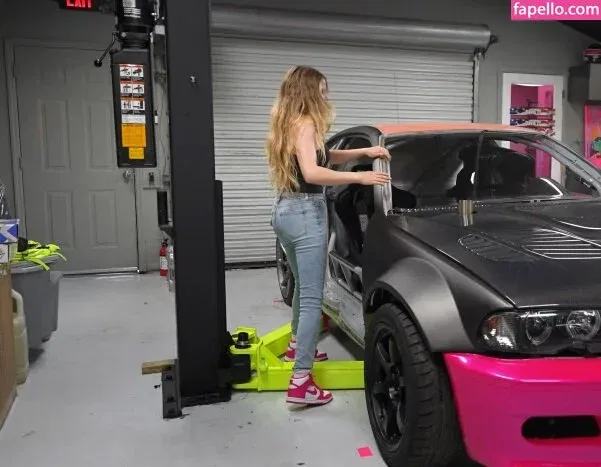 Collete Davis / colletedavis / khloe_davis Onlyfans Photo Gallery 